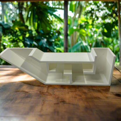 Bottom cave | Hiding spot | VAC006