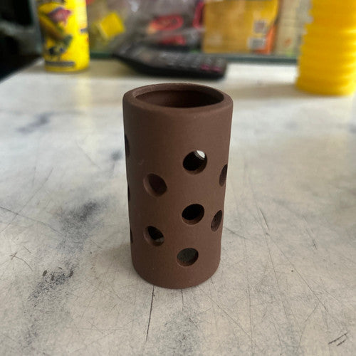 Clay toy (Shrimp hiding & breeding roll)